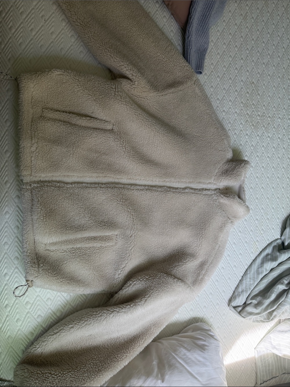 ALO Yoga Women's Cream Teddy Sherpa Zip Jacket
